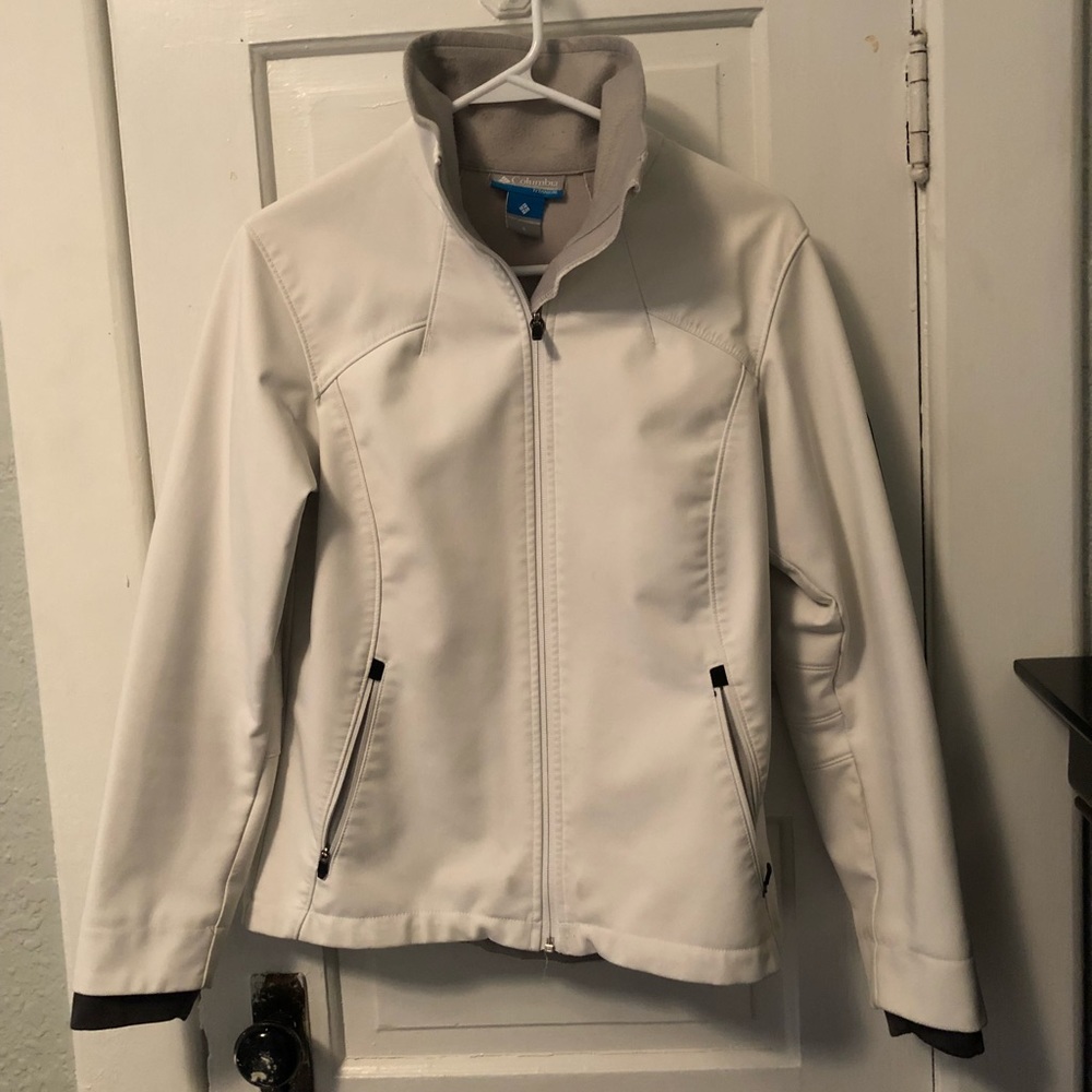 Columbia titanium hard shell jacket size small
